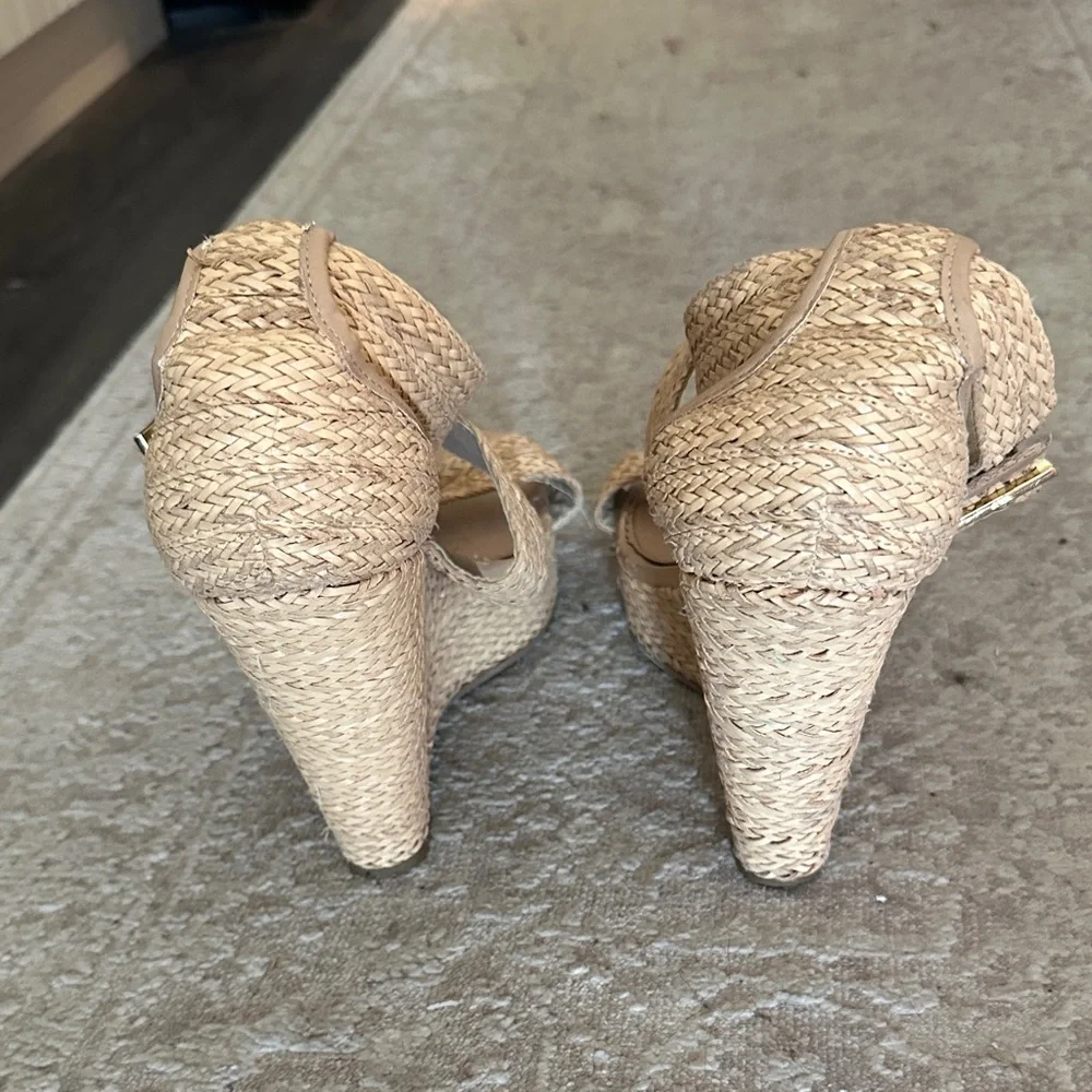 Steve Madden Tan Woven Wedges - Picture 3 of 4